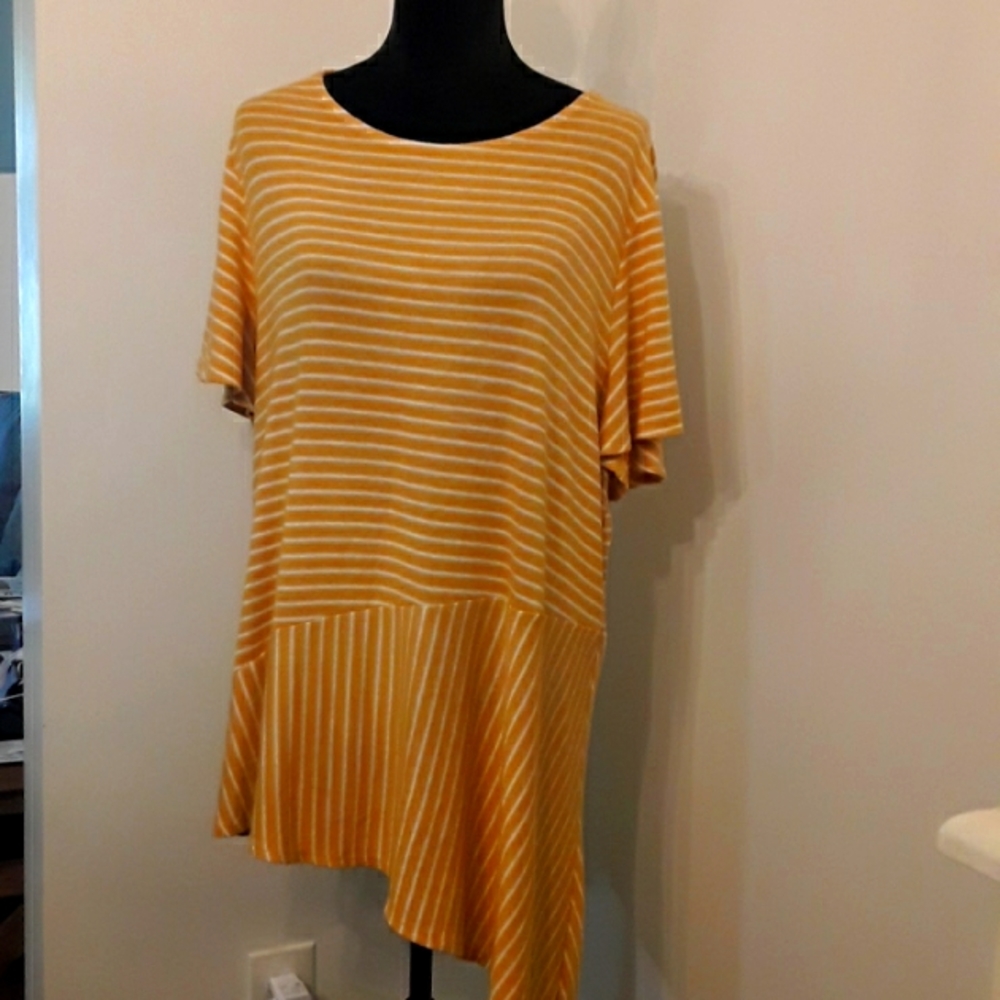 Lane Bryant yellow and white striped asymmetrical short sleeved t 18/20